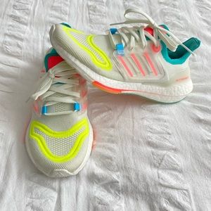Adidas ultra boost women’s 6
